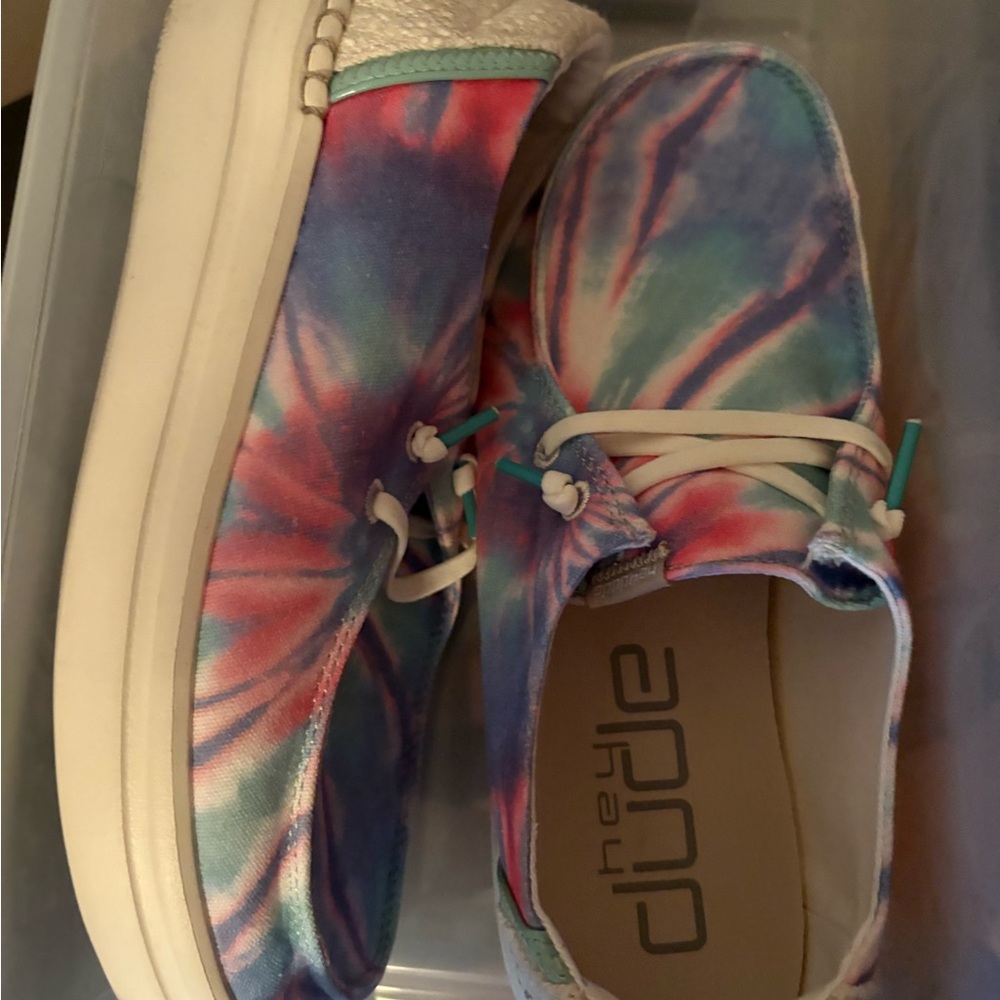 Hey Dude WOMENS Colorful Tie-Dye Sneakers